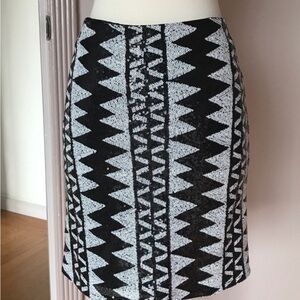 Fancy Paris Black and White Patterned Sequined Skirt, Size: Large, EUC